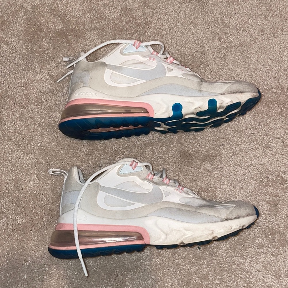 Women’s Nike Air Max 279 Reacts